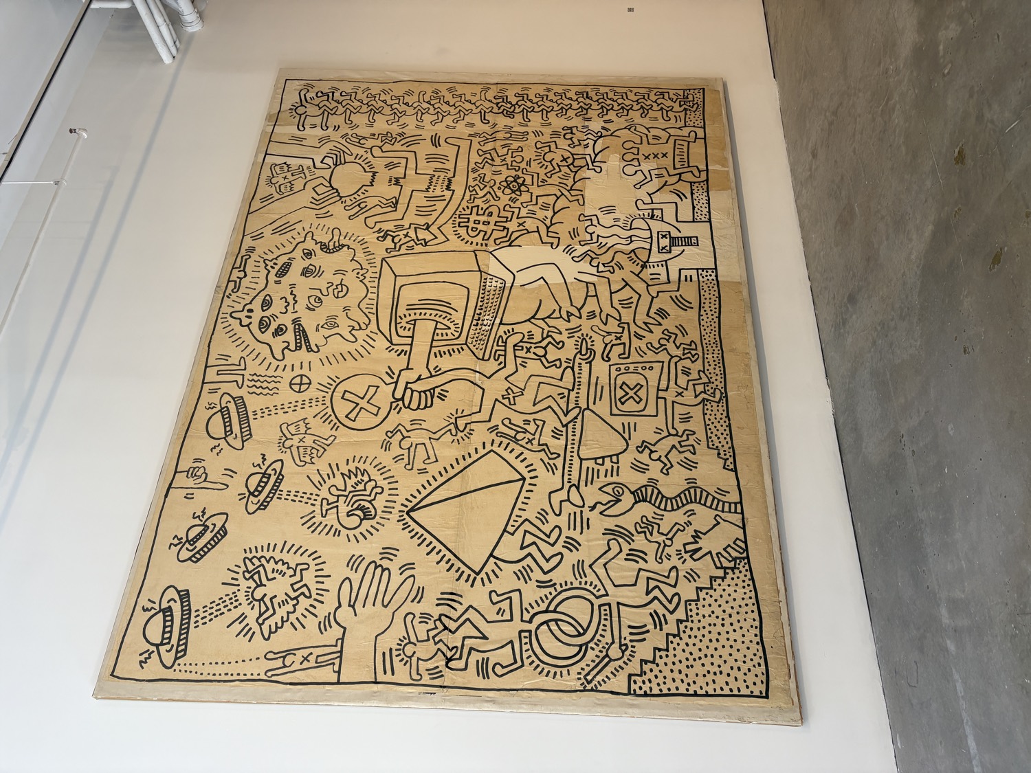 A large early Keith Haring line-drawing mural