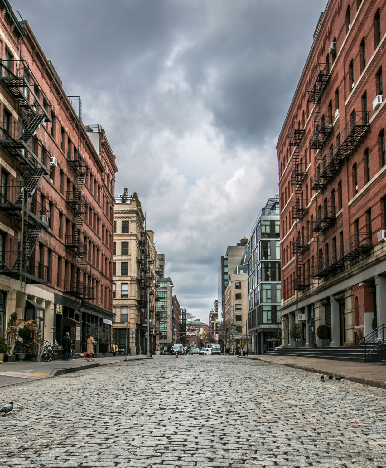 A cobblestone Tribeca street